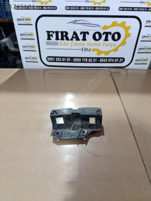 45235757 FİAT LİNEA SOL ÖN FAR TUTUCU BRAKETİ