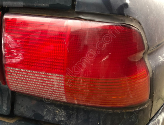Ford Escort HB 1992-2000 Sağ Arka Stop Lambası