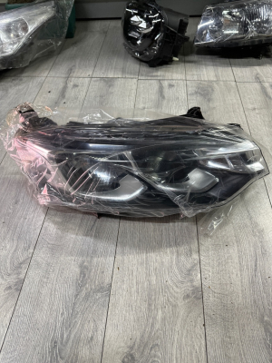 Citreon celysse ön sağ far orjinal
