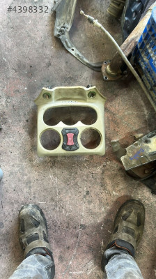 2008 FİAT DOBLO ÇIKMA ORJİNAL ORTA ÇERÇEVE YEDEK PAEÇALARI