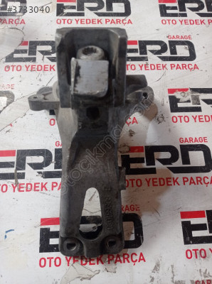 Audi Q5 3.0tdi Quattro Sağ Motor Montaj Braketi 4G0199308
