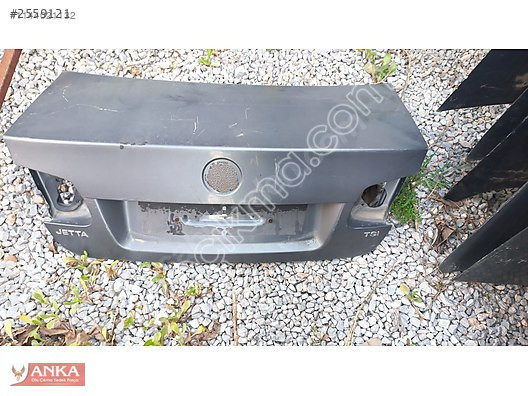 Jetta bagaj kapağı çıkma