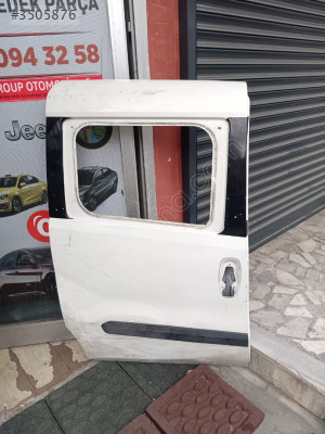 Orjinal Fiat Doblo Sağ Sürgülü Kapı - Çıkma Parça