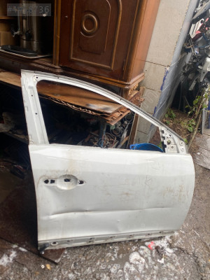 renault megan üç çıkma sağ ön kapı