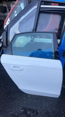 AUDİ A4 SAĞ ARKA KAPI KONUK OTO