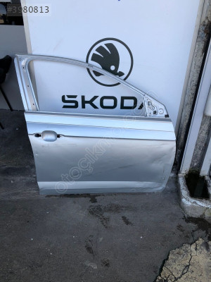ÇIKMA VOLKSWAGEN POLO SAĞ ÖN KAPI