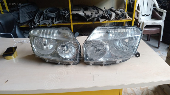 DACİA DUSTER ÇIKMA SAĞ ÖN FAR ORJİNAL