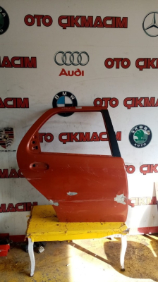 2000 model FIAT PALİO SAĞ ARKA KAPI