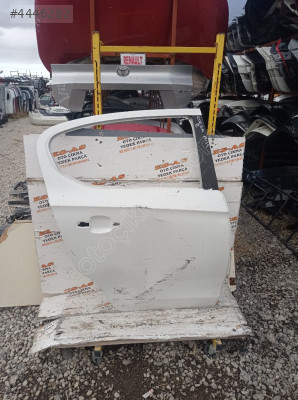 OPEL CORSA E SAĞ ARKA KAPI ÇIKMA BOŞ ORJİNAL 2015-2019