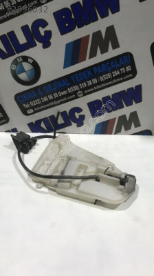 Bmw F10 520 525 530 Çıkma Orjinal Cam Su Bidonu