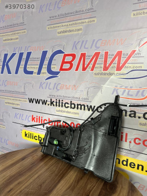 BMW G60 520İ İ5 SİLECEK SU DEPOSU ÇIKMA ORJİNAL