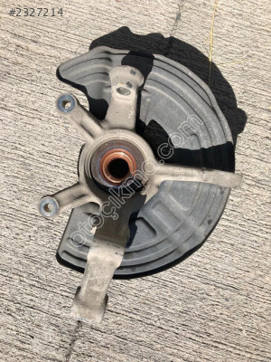 MERCEDES B SERİ W246 SOL ÖN TAŞIYICI 2464210720