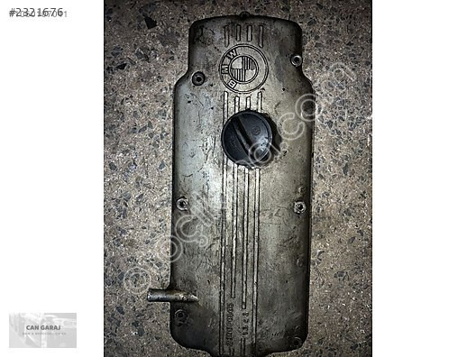 11802600809 BMW M10 320i Külbütör Kapağı