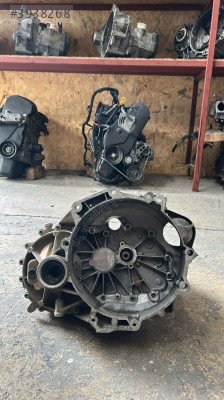 SEAT LEON 1.4TSİ 6İLERİ CAX MANUEL ŞANZIMAN ÇIKMA ORJİNAL VW
