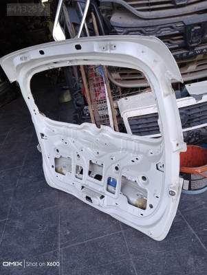 Renault scenic3 bagaj kapağı orijinal
