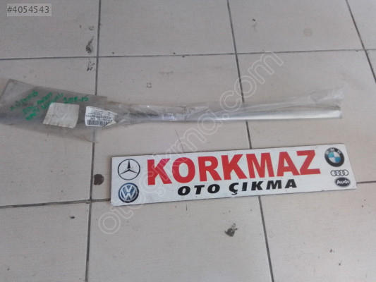 SKODA SUPERB SOL ARKA KAPI BANDI KROM 2010-2015