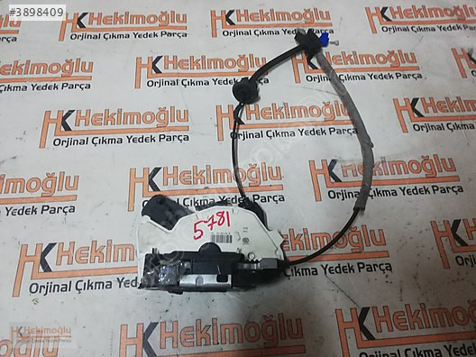 VW GOLF KAPI KİLİDİ SAĞ ARKA 5K4 839 016 AF