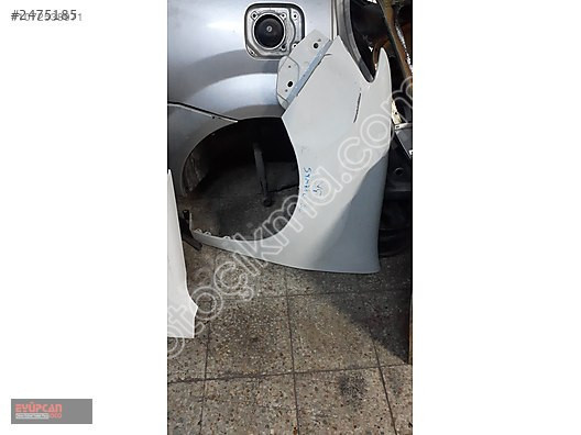 Symbol Renault İçin Sol Ön Çamurluk - Oto Çıkma Parça