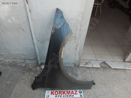 MERCEDES A177 SAĞ ÖN ÇAMURLUK