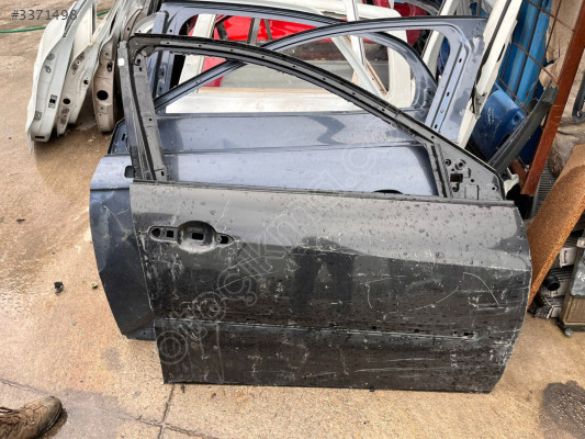 OTO CEM'DEN ÇIKMA RENAULT LAGUNA 3 SAĞ ÖN KAPI