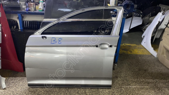 PASSAT B8 SOL ÖN KAPI