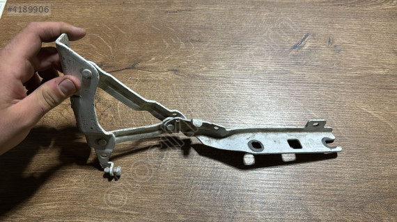 2005-2010 WV JETTA GOLF 5 KAPUT MENTEŞESİ ORJ ÇIKMA