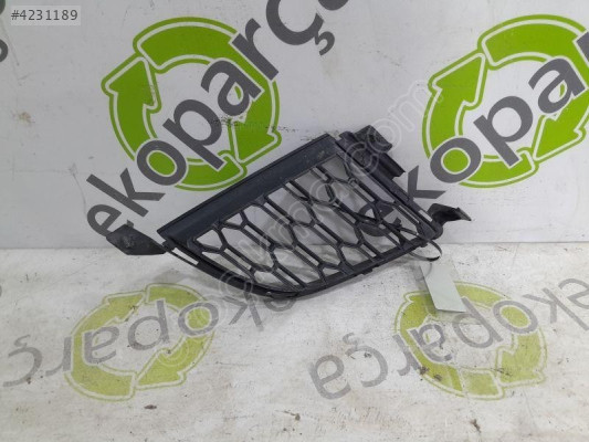 BMW 3 SERİSİ 2019 2023 G20 SAĞ IZGARA KENARI 31118075602