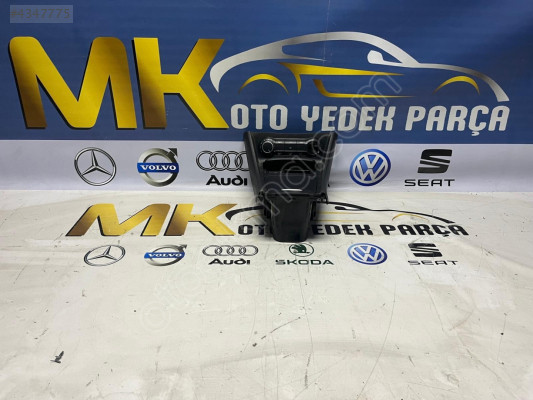 MERCEDES A180-A200 W176 ORTA KONSOL KÜLLÜK