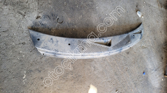 Ford transit w 184 ön cam ızgarası