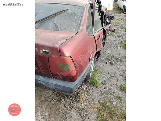 Fiat Tempra sağ arka çamurluk