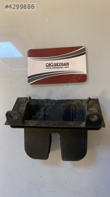 5JA827520 skoda rapid 2016 bagaj kilidi kapağı kaplaması