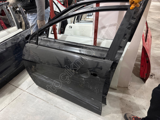 GEELY EMGRAND ÇIKMA ORJİNAL SOL ÖN KAPI BD1