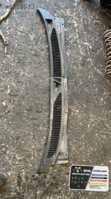 Hyundai Excel Ön Cam Izgarası