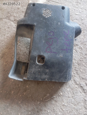 Peugeot partner direksiyon alt kapak 9680902477