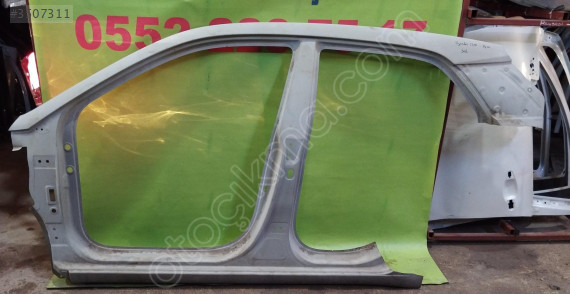 hyundai i20 sol arka çamurluk