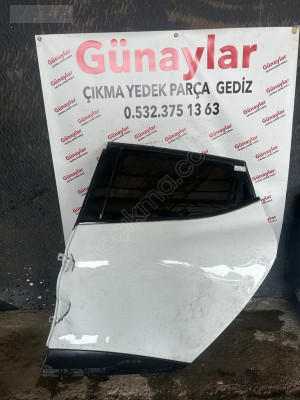 RENAULT CLİO 4 SOL ARKA KAPI