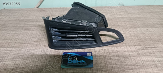 FORD FOCUS 3 SAĞ KALORİFER IZGARASI BM51-018B08
