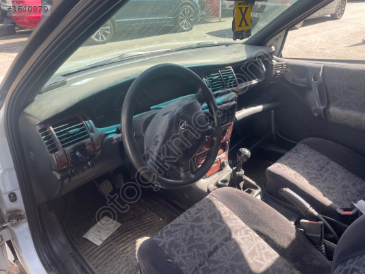 OPEL VECTRA B GÖĞÜS ÇIKMA ORJİNAL
