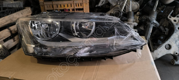 VOLKSWAGEN JETTA 2011 2014 SAĞ FAR SIFIR DEPO MARKA