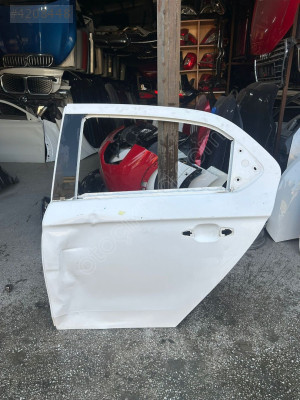 301/ C ELYSEE SOL ARKA KAPI