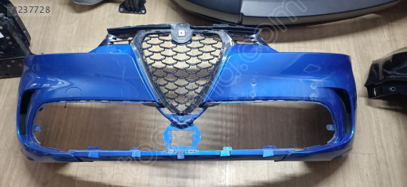 Alfa Romeo tonale ön tampon çıkma