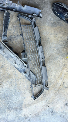 BMW 4 SERİ F32 F33 F36 ÖN TAMPON ALT IZGARASI