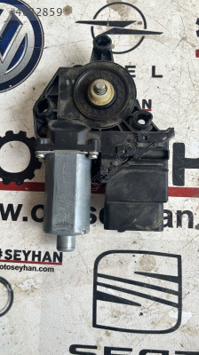 5k0959703D volkswagen golf 6 sol arka cam motoru