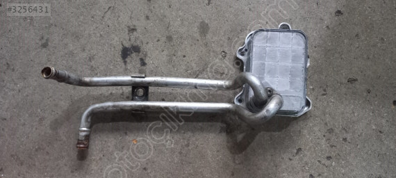 VW 1,4 TSI CAV yağ soğutucu OEM 03C117021E orj ÇIKMA