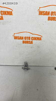 Clio 4 sağ arka kapı menteşesi