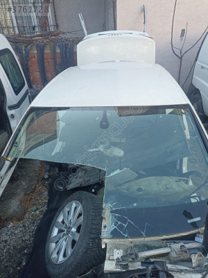 AUDI A3 SEDAN TAVAN ÇIKMA ORJINAL