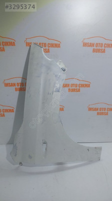 Fiat Egea sağ ön çamurluk orijinal sadece boya istiyor