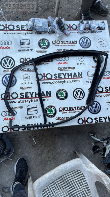 5K68839431E golf 6 sağ arka kapı cam çerçeve fitili