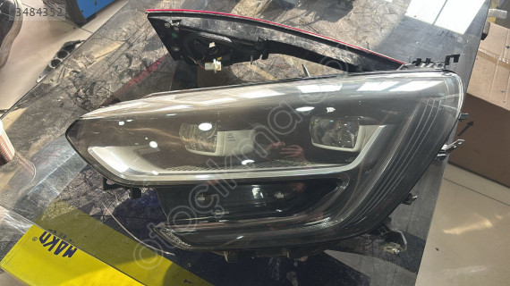 RENAULT MEGANE 4 İCON SOL FAR 260601093R
