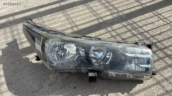 TOYOTA COROLLA 2013-2016 SAĞ FAR